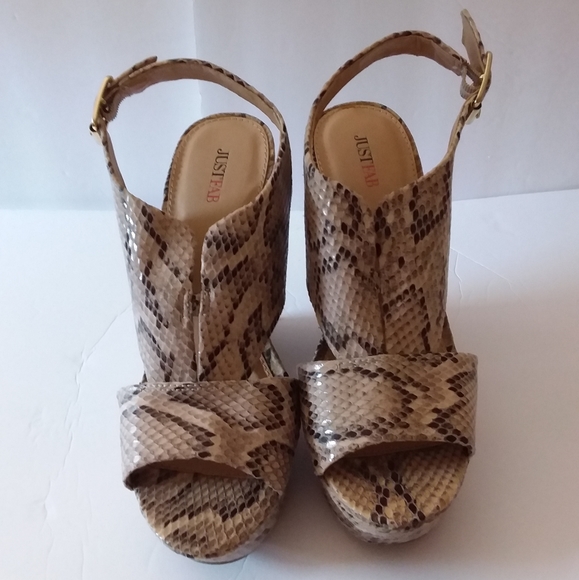 Just Fab Tan Almata Snake Print Wedge Shoes - Picture 2 of 8